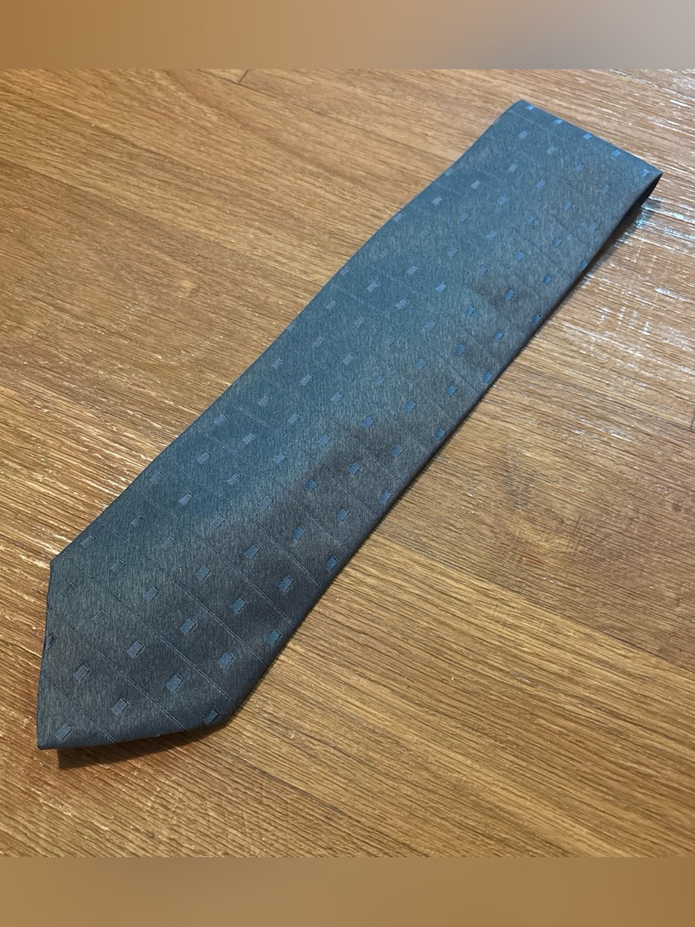 Van Heusen Silk Tie Made In Italy Gray/Light Blue
